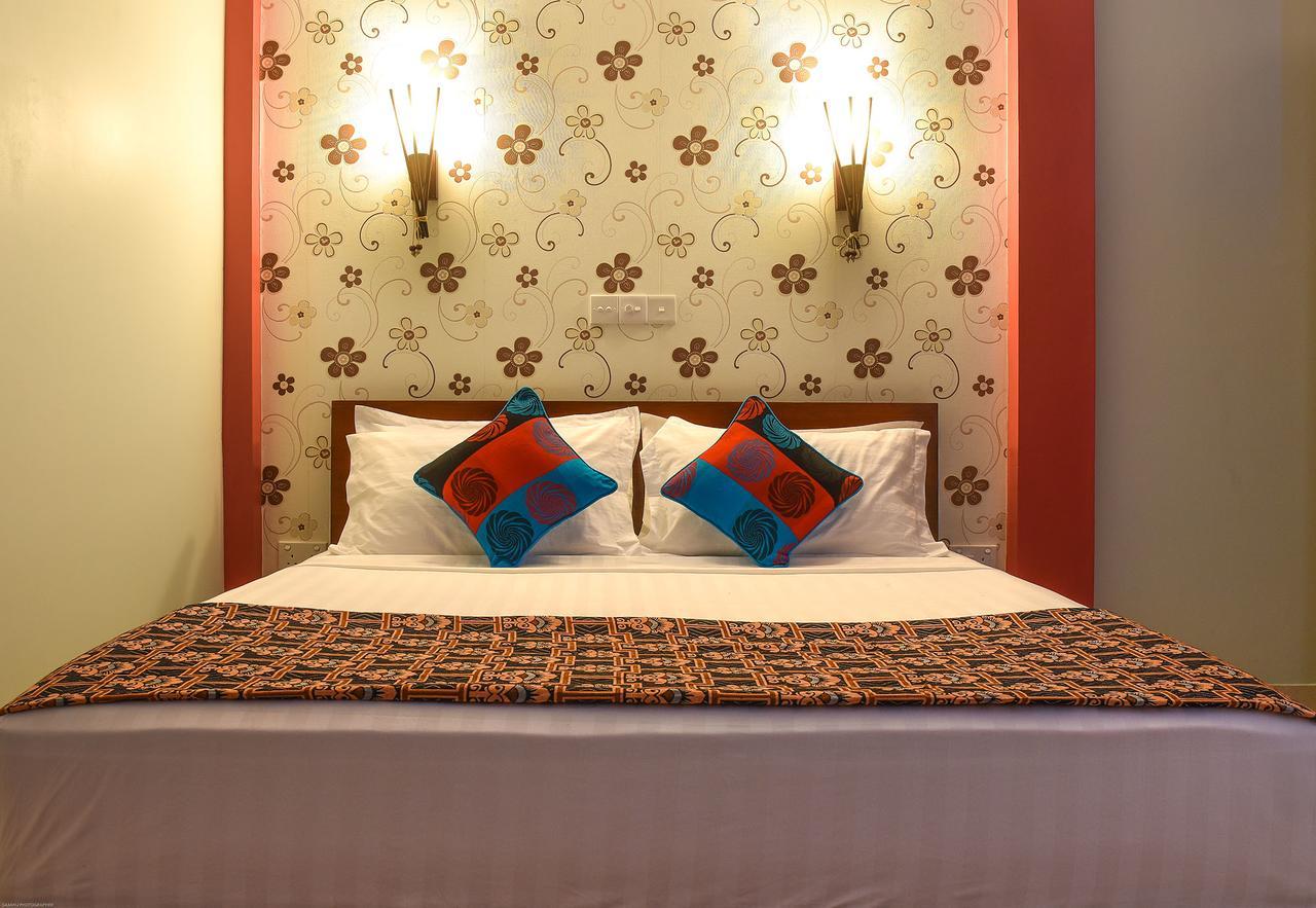 Surfretreat Hotel Bodufolhudhoo Buitenkant foto