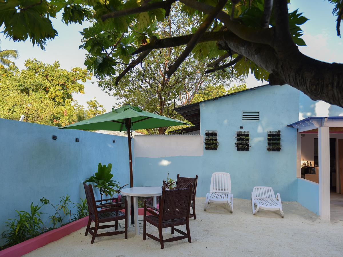 Surfretreat Hotel Bodufolhudhoo Buitenkant foto